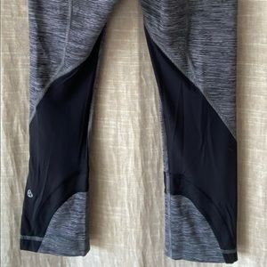 Woman's Lululemon Crop Leggings
